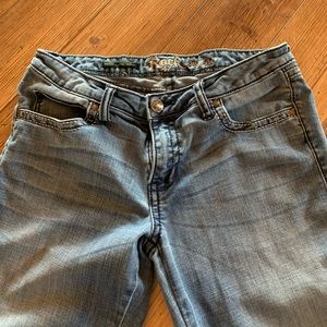 Wrangler Rock 47 ultra low rise boot cut 28x34